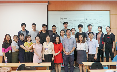 Chuyên đề: Văn hóa Hội tụ trong Bối cảnh Truyền thông Đa phương tiện tại Đại học Duy Tân